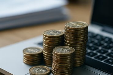 Нельзя исправлять в текущем периоде прошлые ошибки из-за повышения ставки по налогу на прибыль